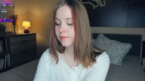 SofiaSofi online show from 10.13.25