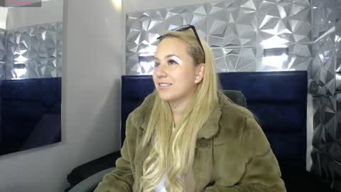 Angel online show from 05.23.26