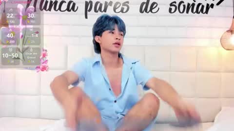 Snapshot of angel_yuhog chatting on 11.25.25 Angel online show from 11.25.25