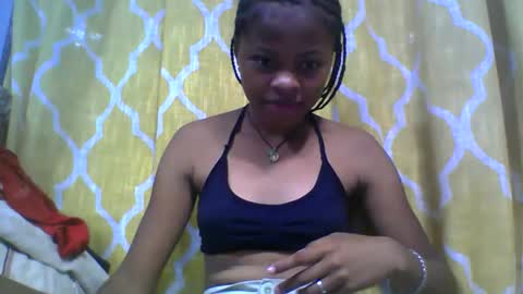 Snapshot of angela166093 chatting on 11.13.25 angela166093 online show from 11.13.25