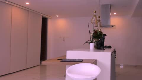 Angela Bonetti online show from 03.21.26