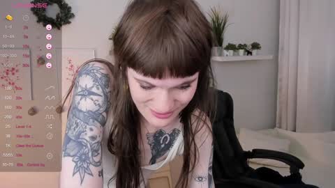 Snapshot of angela_fog chatting on 12.19.24 angela_fog online show from 12.19.24