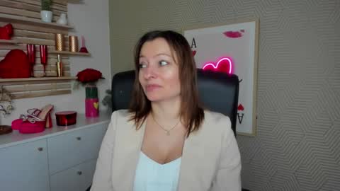 Angela online show from 03.12.26