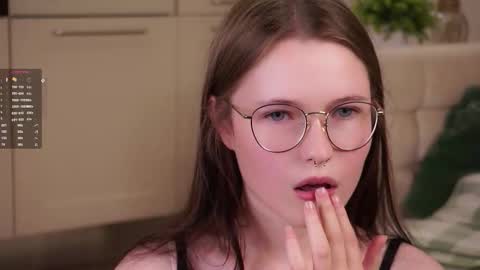 Mary online show from 09.11.25