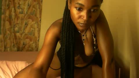 Snapshot of angelasplash chatting on 05.20.26 angelasplash online show from 05.20.26