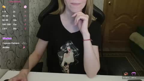 AngelCute32 online show from 04.12.26