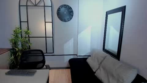 Snapshot of angeldivaco_ chatting on 07.24.26 Angel online show from 07.24.26