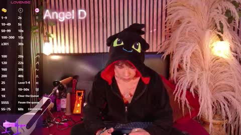 Snapshot of angeldustt_19 chatting on 03.04.26 Angel dust online show from 03.04.26