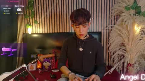 Snapshot of angeldustt_19 chatting on 03.15.26 Angel dust online show from 03.15.26