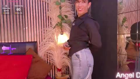 Snapshot of angeldustt_19 chatting on 03.19.26 Angel dust online show from 03.19.26