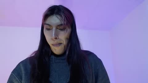 Snapshot of angele_johnson chatting on 10.11.25 angele online show from 10.11.25