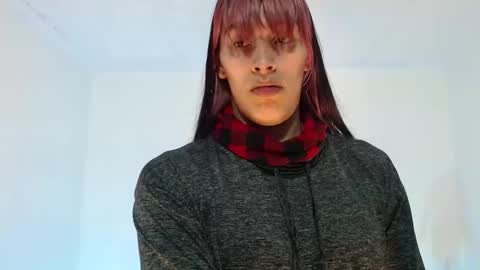 Snapshot of angele_johnson chatting on 10.15.25 angele online show from 10.15.25