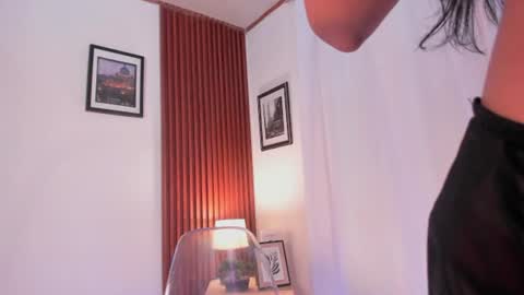 Snapshot of angeli_sexi chatting on 06.13.26 Carolina online show from 06.13.26