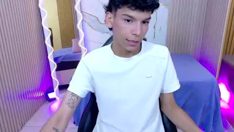 Snapshot of angelic_tay chatting on 07.16.26 angelic_tay online show from 07.16.26