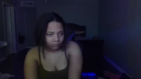 Snapshot of angelicaliusdomme chatting on 10.13.25 Alius Angelic online show from 10.13.25