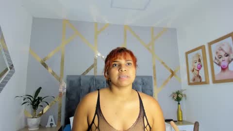 Snapshot of angelina_castro12 chatting on 03.07.25 Angelina online show from 03.07.25