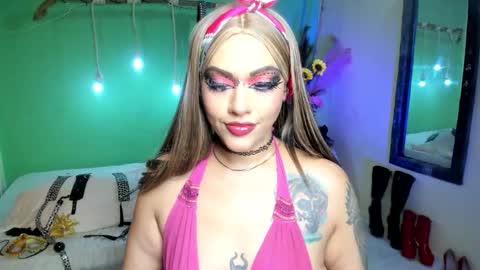 Angelina  online show from 10.22.25