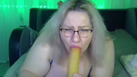 AngelinaGlam online show from 05.28.26