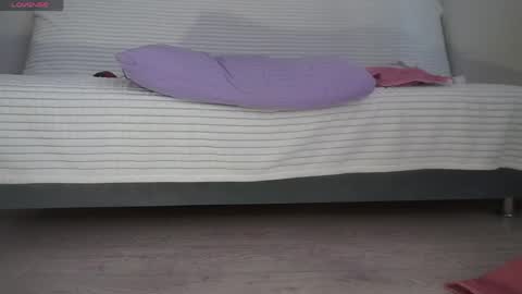 Angelina online show from 04.22.26