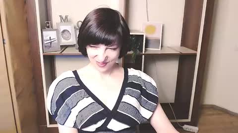 Angelina online show from 04.22.26