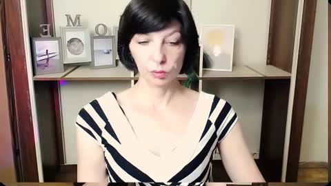 Angelina online show from 06.30.26
