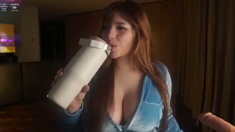 Snapshot of angelinanoangel chatting on 06.18.26 angelina online show from 06.18.26