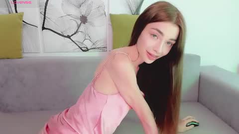 Snapshot of angelinawett chatting on 06.27.26 Angelina online show from 06.27.26