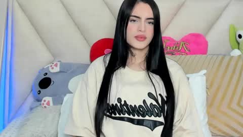 Snapshot of angeline__smith chatting on 12.11.24 Angeline Smith online show from 12.11.24