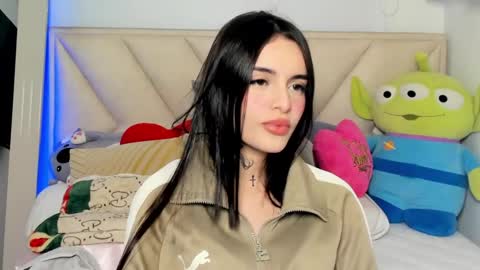 Snapshot of angeline__smith chatting on 03.04.25 Angeline Smith online show from 03.04.25