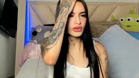 Snapshot of angeline__smith chatting on 03.07.25 Angeline Smith online show from 03.07.25