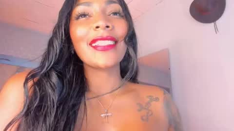 Snapshot of angelineheet chatting on 10.11.25 Angeline Heet online show from 10.11.25