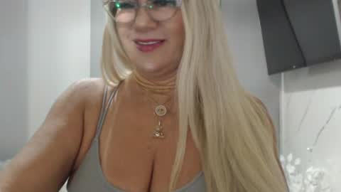 angelinna_12 online show from 06.13.26
