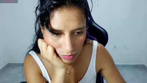 angela online show from 07.17.26