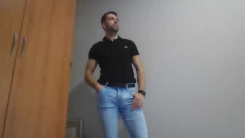 Snapshot of angell102890 chatting on 11.03.25 angell102890 online show from 11.03.25