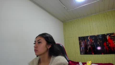 Snapshot of angell_cooper8 chatting on 05.26.26 Angell cooper8 online show from 05.26.26