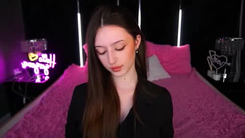 Snapshot of angellblush chatting on 10.16.25 AngelBlush online show from 10.16.25