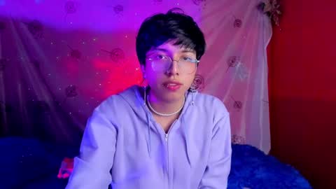 Snapshot of angellonfire chatting on 02.10.25 Angel  online show from 02.10.25