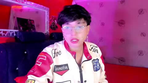 Snapshot of angellonfire chatting on 10.05.25 Angel  online show from 10.05.25