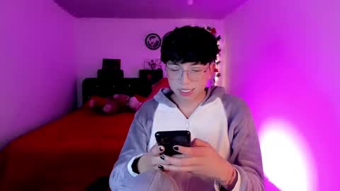 Angel  online show from 11.20.25