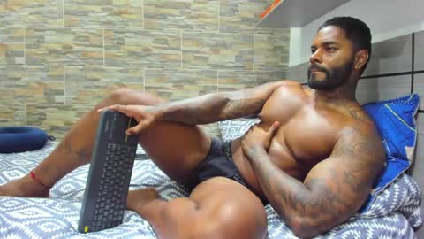 angelo_evans33 online show from 04.24.26