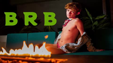 Angelo I work from home this is my room  online show from 12.29.24