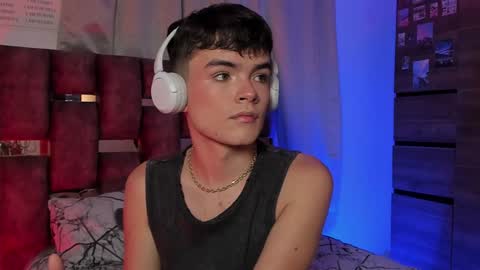 Angelo I work from home this is my room  online show from 02.08.25