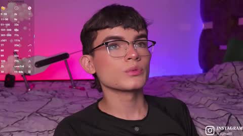 Angelo I work from home this is my room  online show from 10.17.25