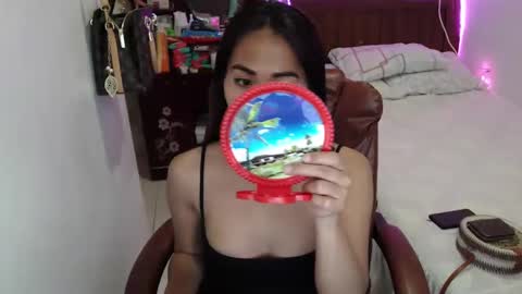 Snapshot of angelofcumx chatting on 12.17.24 sabina online show from 12.17.24