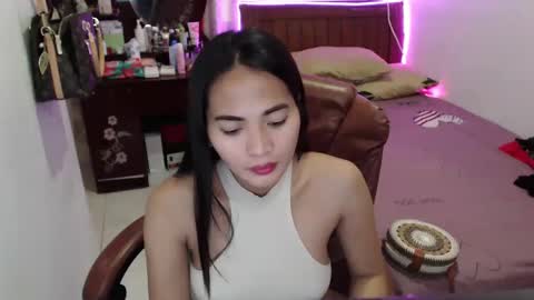 Snapshot of angelofcumx chatting on 02.20.25 sabina online show from 02.20.25