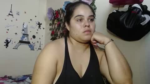Snapshot of angelsexhotlatin chatting on 10.21.25 angelsexhotlatin online show from 10.21.25