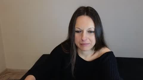 Giulia online show from 02.01.26