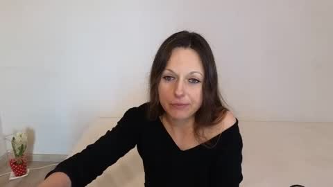 Giulia online show from 03.03.26