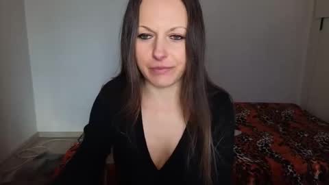 Giulia online show from 03.15.26