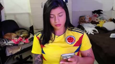 Snapshot of angelswhithe chatting on 10.14.25 angels online show from 10.14.25